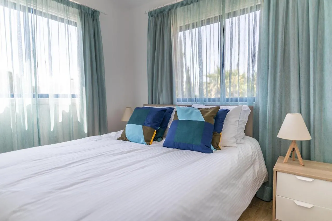 Tatil Evi Fig Tree Beach Houses In The Heart Of Protaras